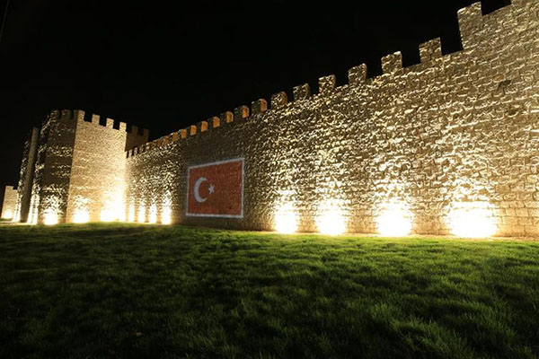 Tarihi Eserlerimize Sahip Çıkıyoruz. Battalgazi Surları.